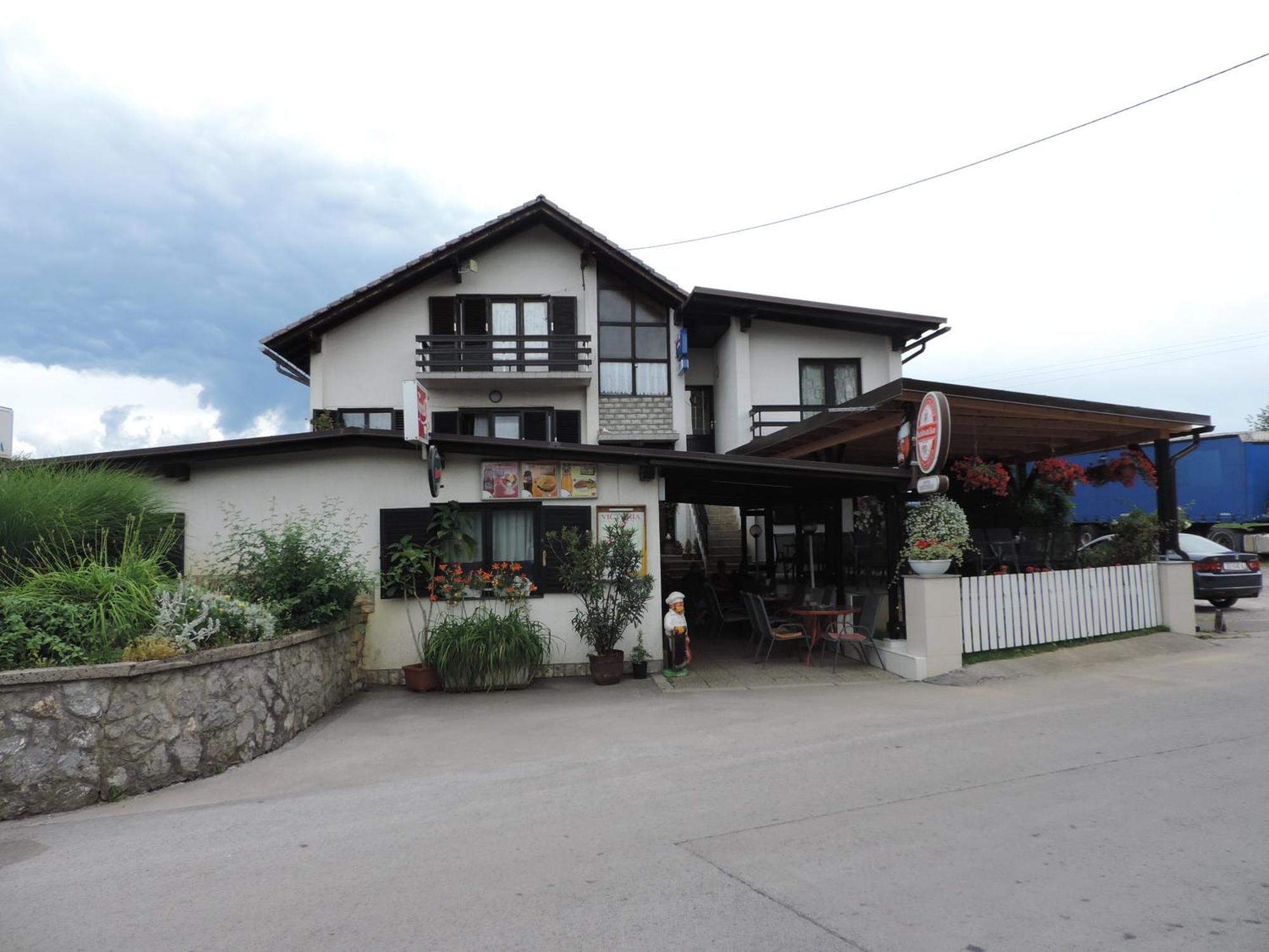 Bed And Breakfast Victoria Ogulin Esterno foto