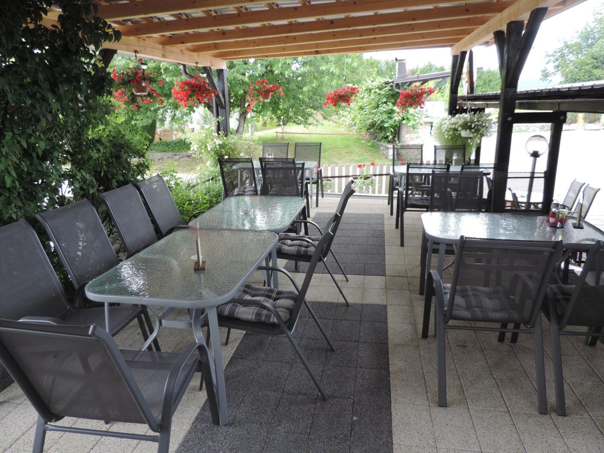 Bed And Breakfast Victoria Ogulin Esterno foto